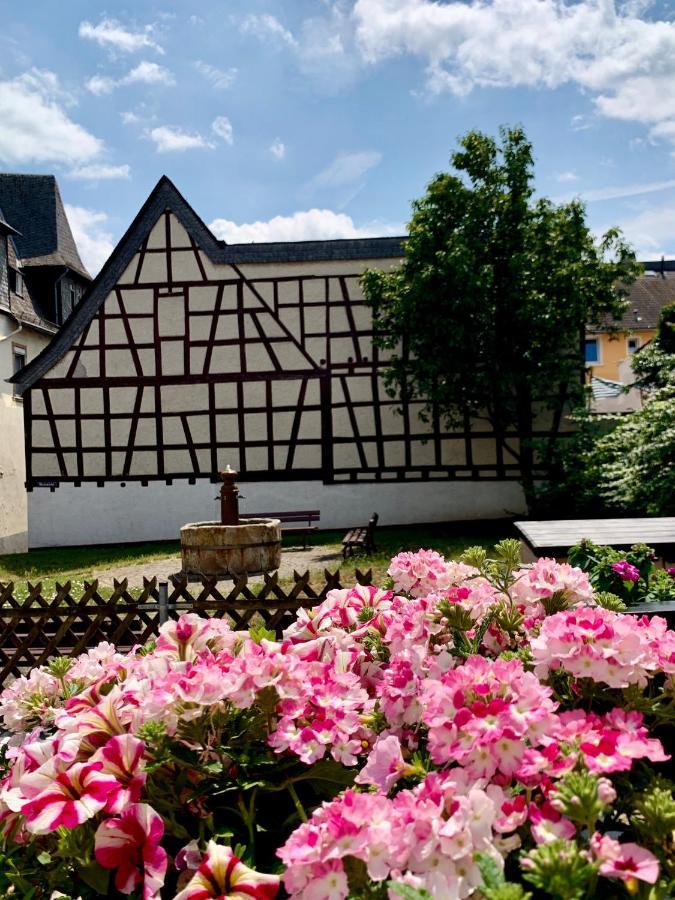 Am Brunnen Apartment
